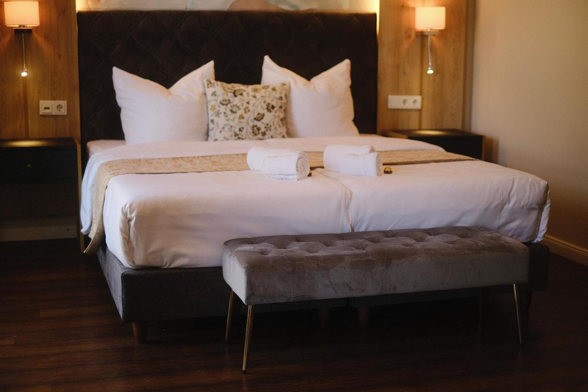 Parkhotel - Rosarium Итерзен Экстерьер фото